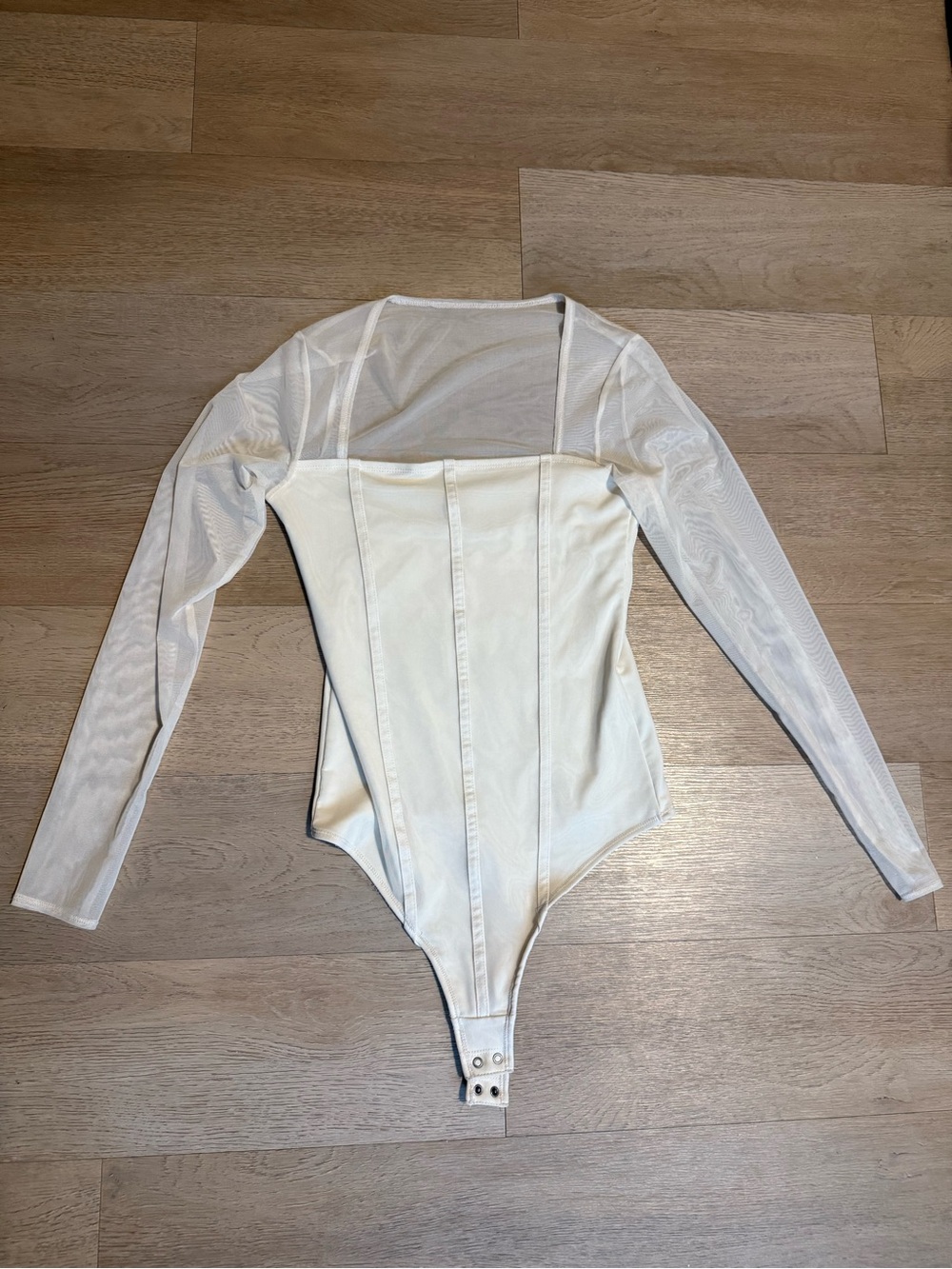 Off-White Abercrombie and Fitch Soft AF Long Sleeve Mesh Panel Bodysuit - S